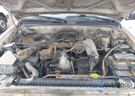 1999 Toyota Tacoma Xtracab Prerunner from USA, damaged, VIN 4TASM92N8XZ479800